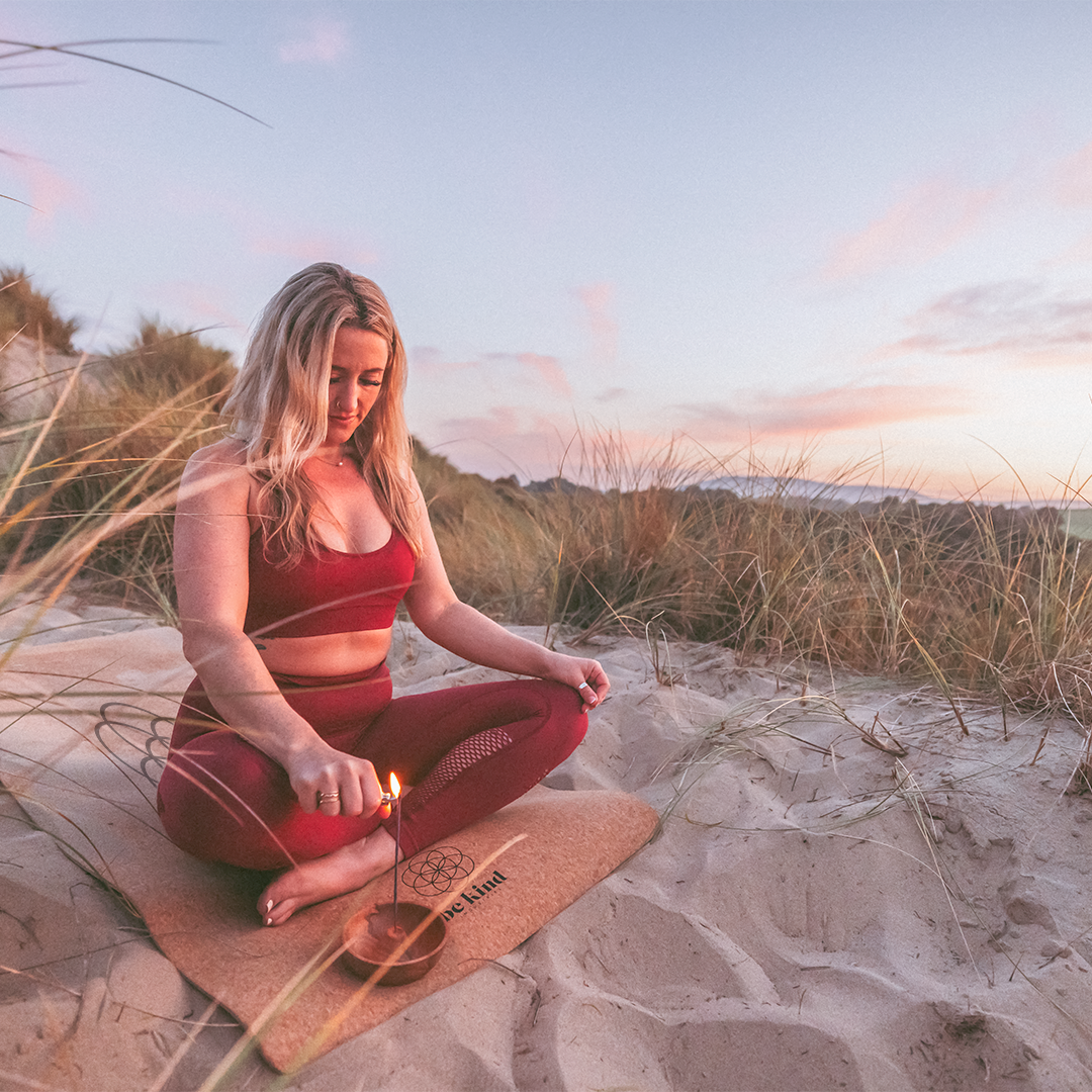 BE KIND X GECKO Cork Yoga Mat Bundle